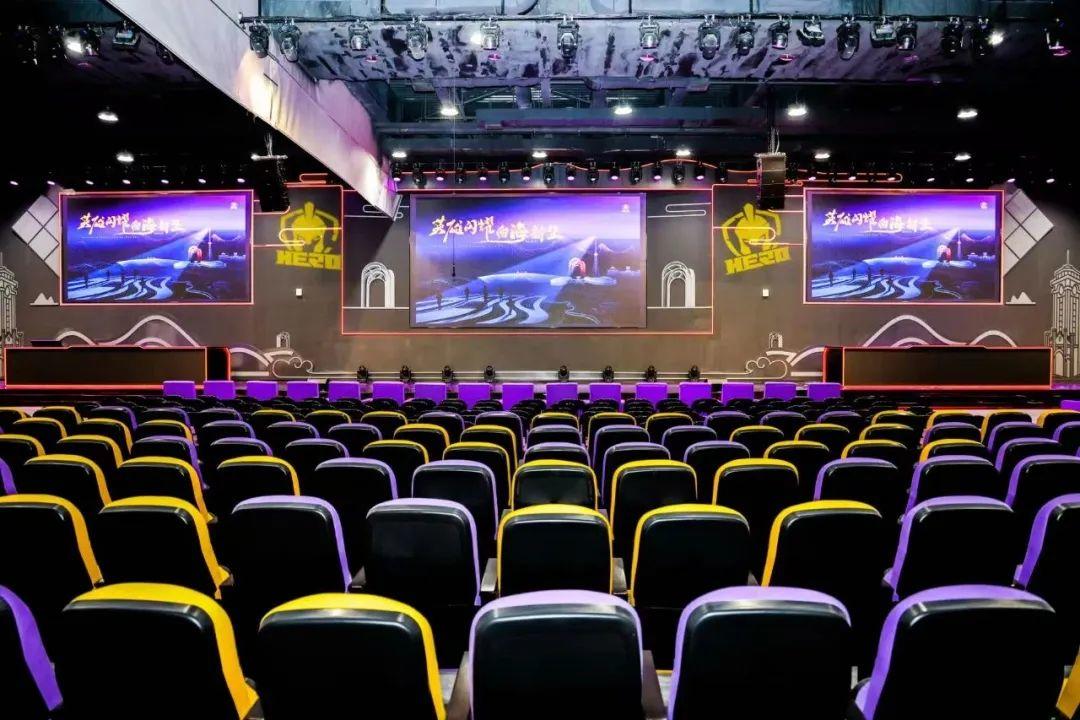 细致入微的 细致入微的