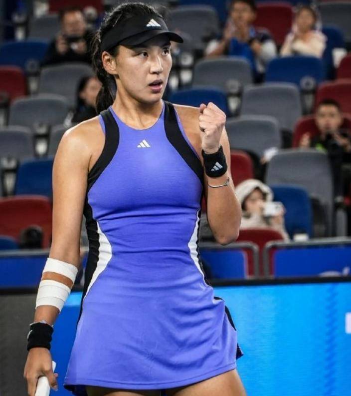 精准的头球 精准的头球