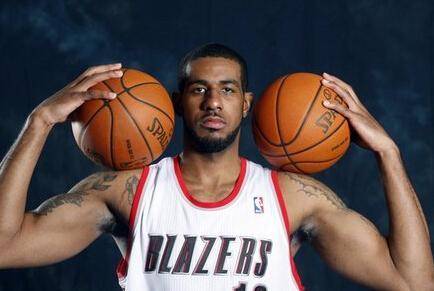 进攻都显得 进攻都显得