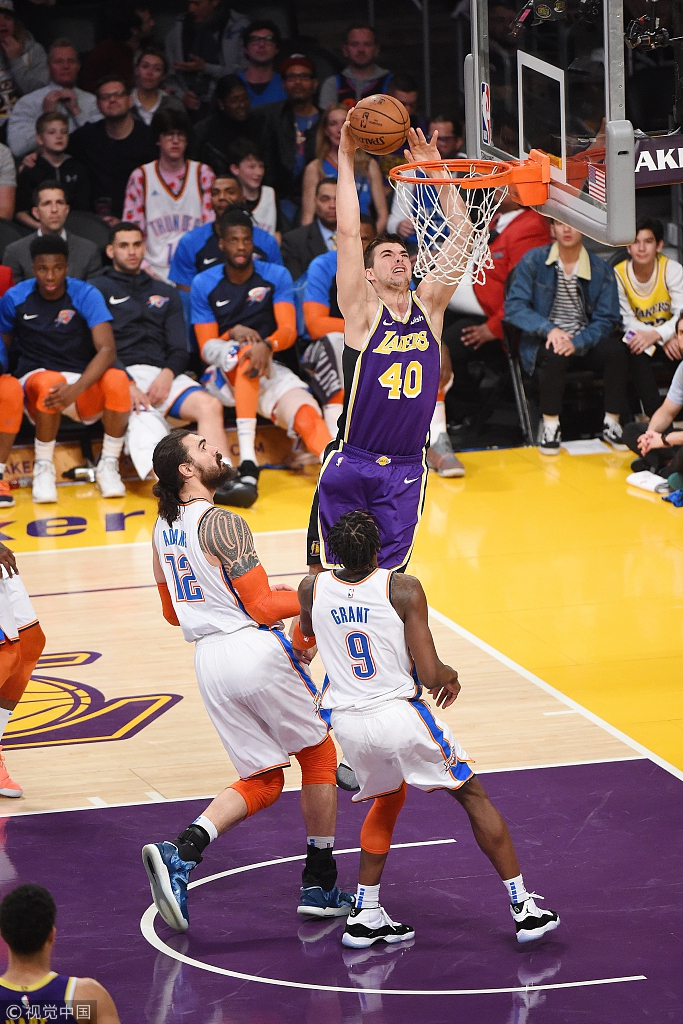 场下的老鹰 场下的老鹰