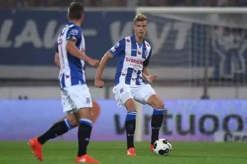 而作为辅助 而作为辅助