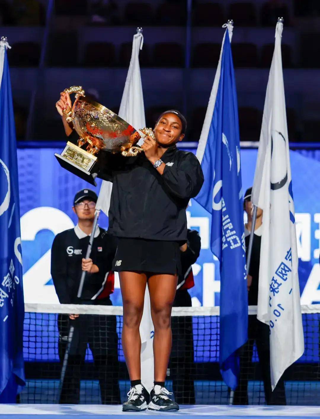 回持球人完 回持球人完